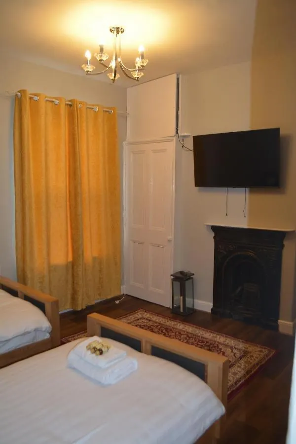 別荘 Luxury Home In York - Sleeps -5 , Free Parking ,